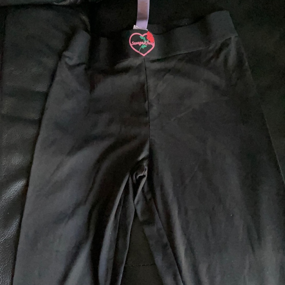 Rihanna’s savage fenty leggings